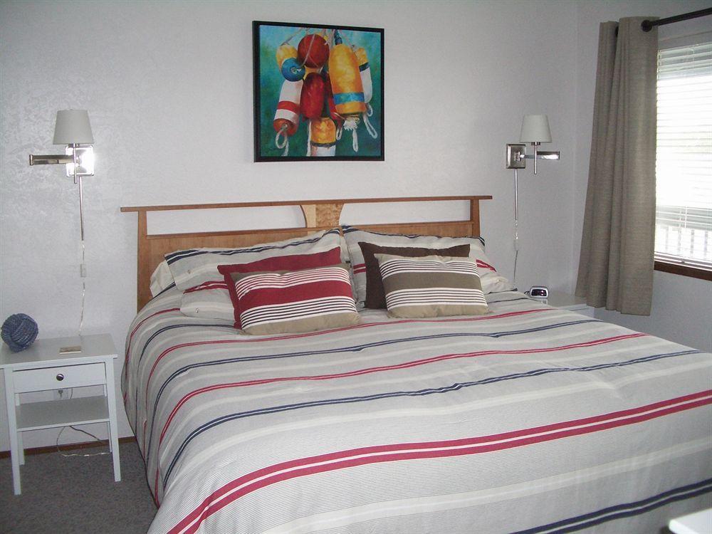 Nye Beach Cottages Нюпорт Екстериор снимка