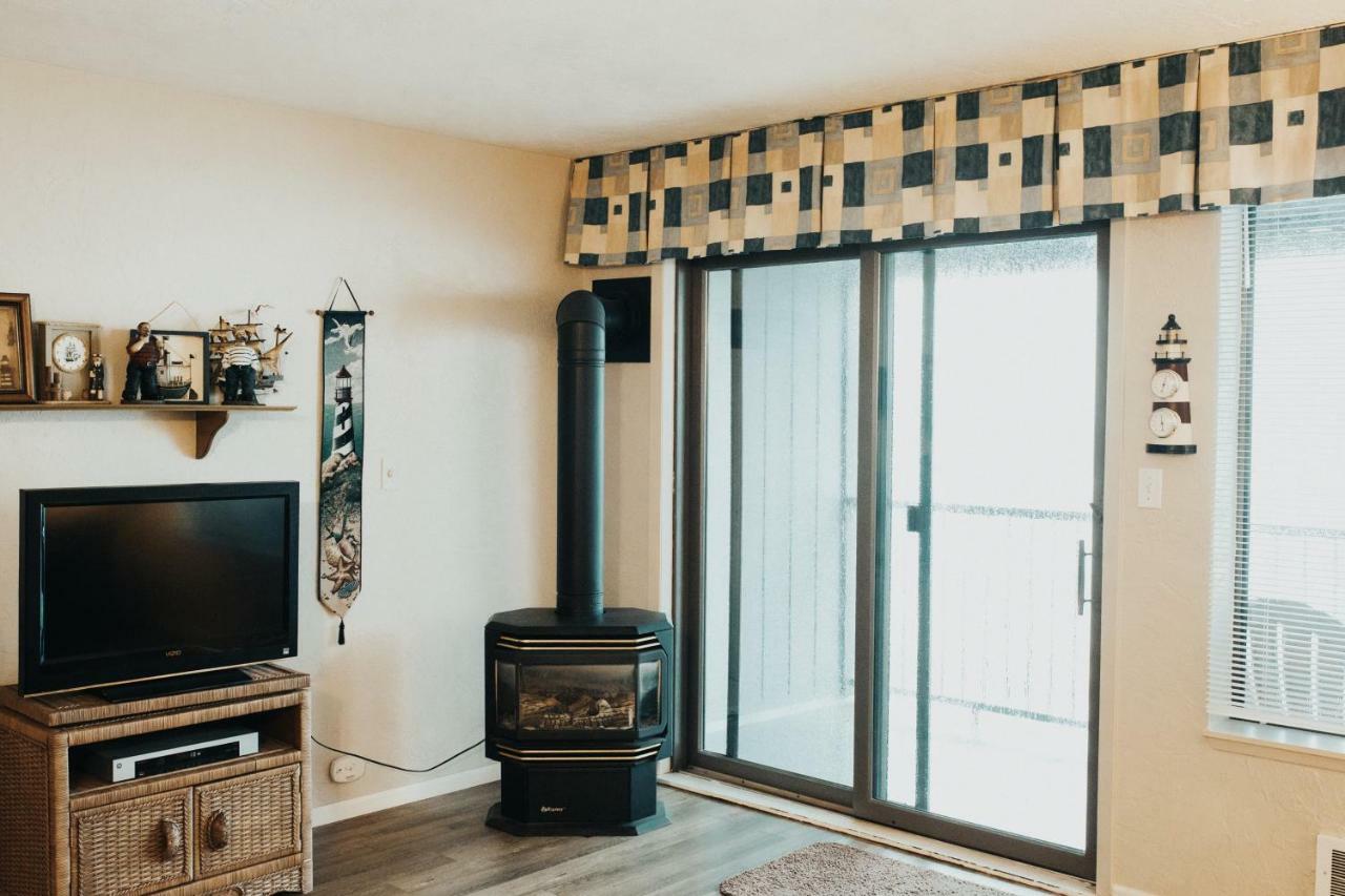 Nye Beach Cottages Нюпорт Екстериор снимка