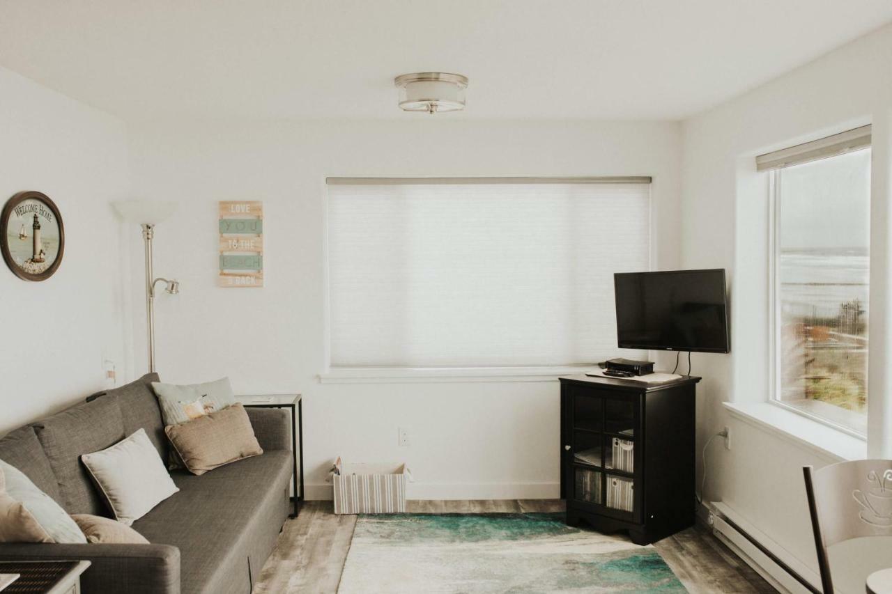 Nye Beach Cottages Нюпорт Екстериор снимка
